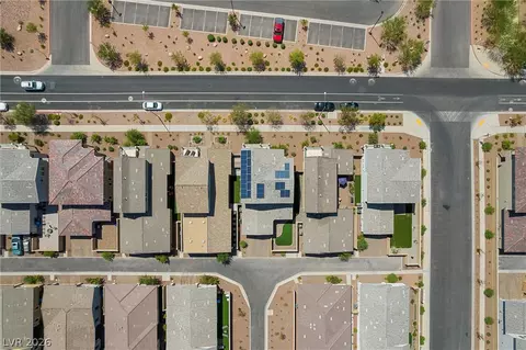 View/Area - 976 E Sunset Rd, Henderson, NV 89011 photo 15 of 37