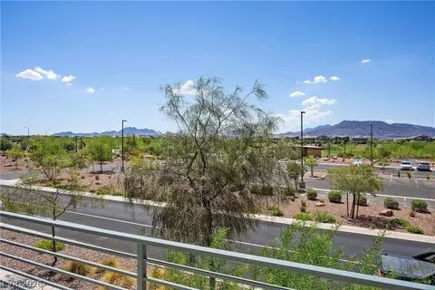 Exterior - 976 E Sunset Rd, Henderson, NV 89011 photo 12 of 17
