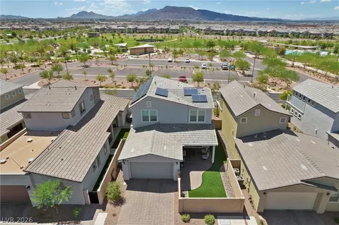 View/Area - 976 E Sunset Rd, Henderson, NV 89011 photo 11 of 37