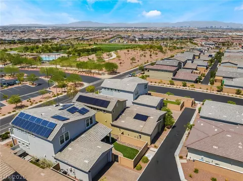 View/Area - 976 E Sunset Rd, Henderson, NV 89011 photo 5 of 37