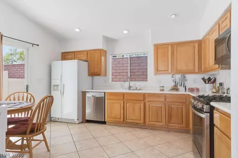 8594 Dyker Heights Ave, Las Vegas, NV 89178