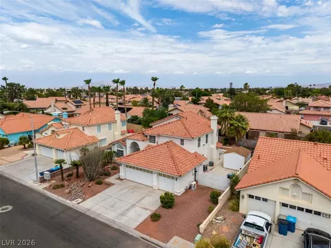 7360 Abbeyville Dr, Las Vegas, NV 89123