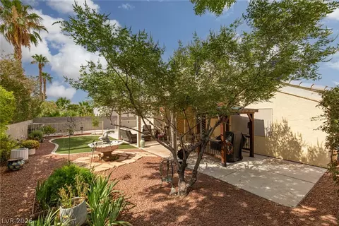 6016 Resort Ridge St, Las Vegas, NV 89130