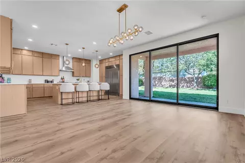 121 Torchwood Ln, Las Vegas, NV 89144