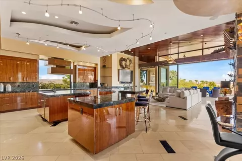 Kitchen - 1382 Ruby Sky Ct, Henderson, NV 89052 photo 2 of 3