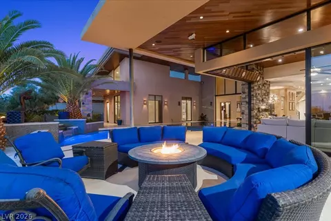 Exterior - 1382 Ruby Sky Ct, Henderson, NV 89052 photo 6 of 12