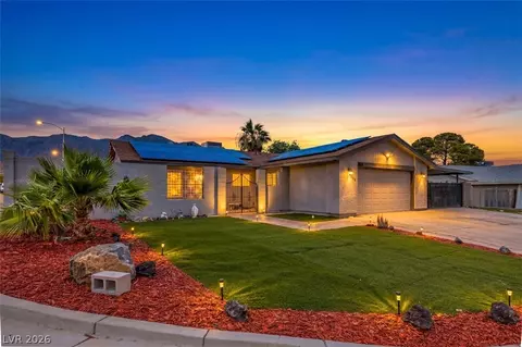 613 Overland Dr, Henderson, NV 89002