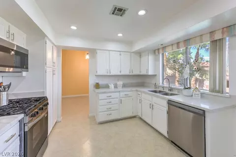 1529 Padova Dr, Las Vegas, NV 89117