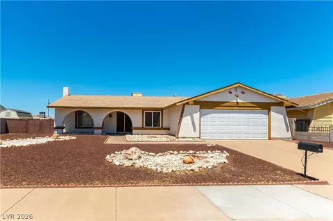 1848 Golden Shadow Dr, Henderson, NV 89002