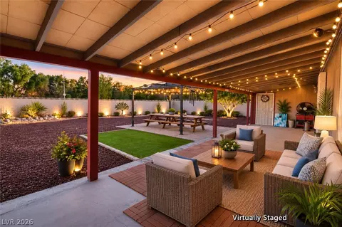 3272 Tularosa Ln, Las Vegas, NV 89122