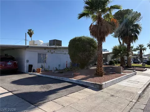 1300 E St Louis Ave, Las Vegas, NV 89104
