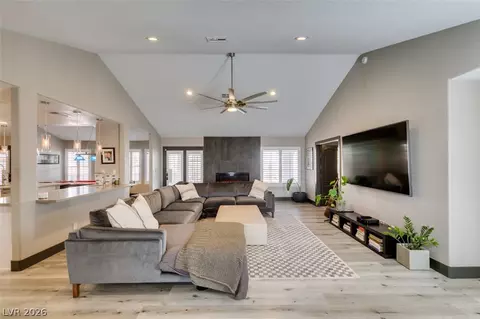 1909 Blackpool Cir, Las Vegas, NV 89128