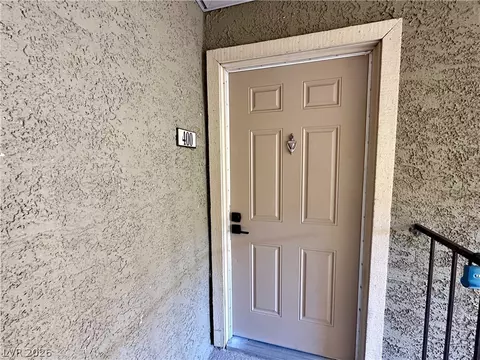 5080 Indian River Dr #400, Las Vegas, NV 89103