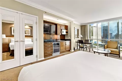 125 E Harmon Ave #1103, Las Vegas, NV 89109