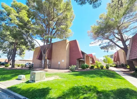 5207 Indian River Dr #246, Las Vegas, NV 89103