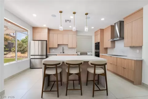 8253 Ruby Mountain Way, Las Vegas, NV 89128