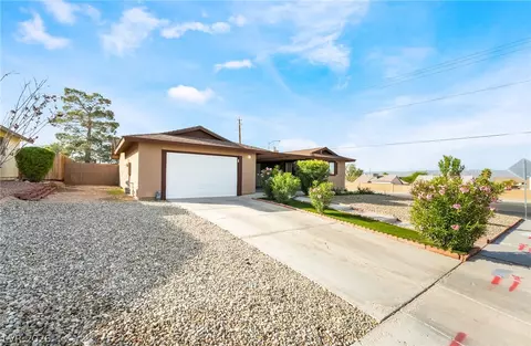 6721 Tiffollo Ln, Las Vegas, NV 89156