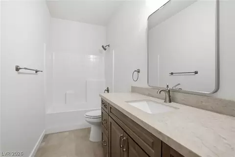 Bath - 1427 Palm Dr, Laughlin, NV 89029 photo 4 of 5