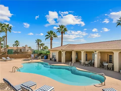Exterior - 1427 Palm Dr, Laughlin, NV 89029 photo 13 of 14
