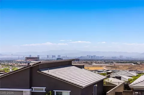 900 Regent Terrace Ln, Las Vegas, NV 89138