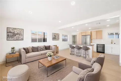 1124 Nassau Dr, Las Vegas, NV 89108