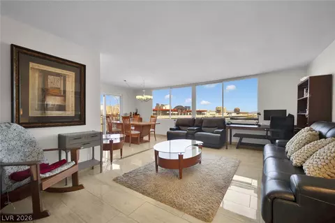 205 E Harmon Ave #710, Las Vegas, NV 89169