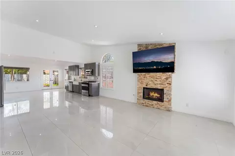 9028 Cypress Point Way, Las Vegas, NV 89117