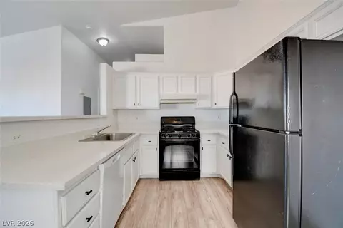2110 Los Feliz St #2084, Las Vegas, NV 89156