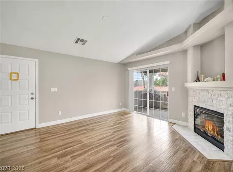 3424 Winterhaven St #201, Las Vegas, NV 89108