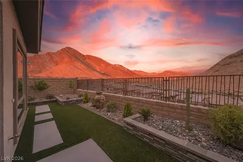 10960 Ansel Dr, Las Vegas, NV 89138