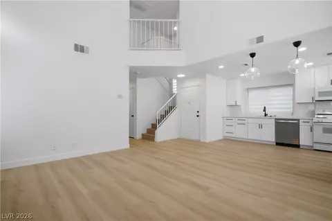 1447 Tiny Pebble Way, Las Vegas, NV 89142