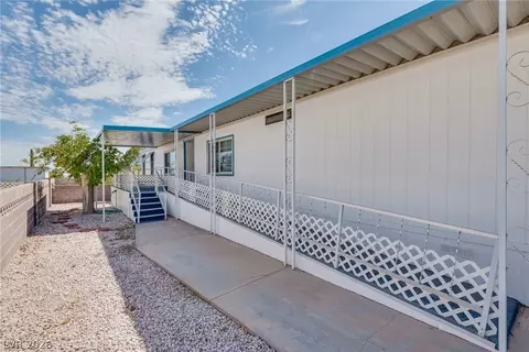 Exterior - 1005 Adobe Cir, Boulder City, NV 89005 photo 5 of 6