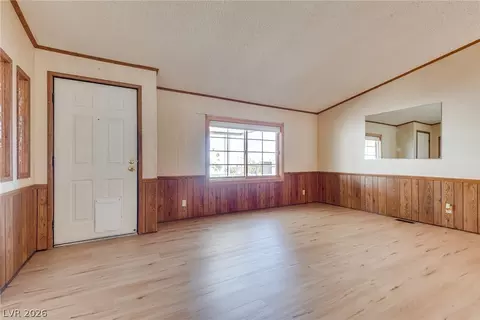 Living - 1005 Adobe Cir, Boulder City, NV 89005 photo 2 of 7