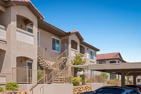 2305 W Horizon Ridge Pkwy #2524, Henderson, NV 89052