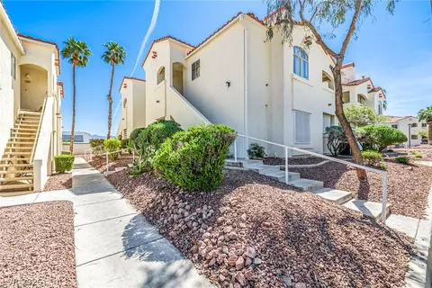 698 S Racetrack Rd #124, Henderson, NV 89015
