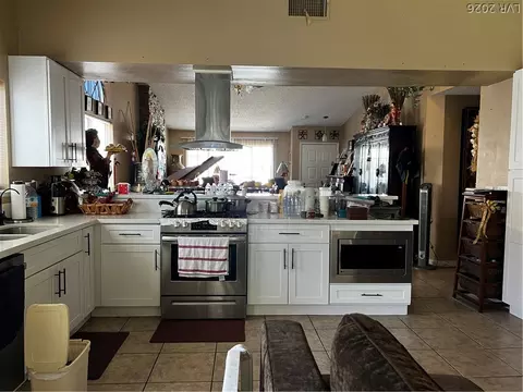 3249 Coral Harbor Dr, Las Vegas, NV 89117