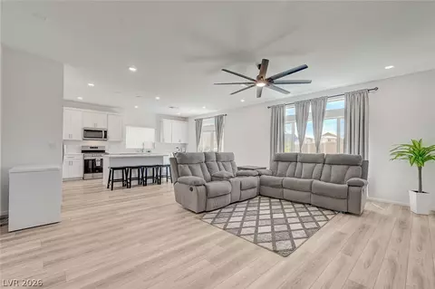 10229 Bloom Quick Ct, Las Vegas, NV 89141