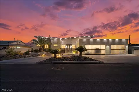 306 E Country Club Dr, Henderson, NV 89015