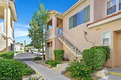 251 S Green Valley Pkwy #3322, Henderson, NV 89012