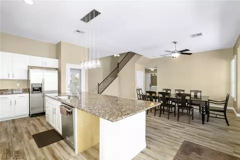 2750 Pine Flat Ct, Henderson, NV 89052 photo 11