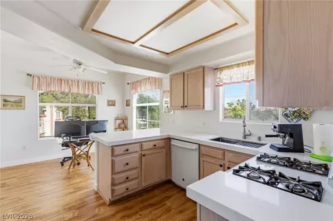 525 Indian Princess Dr #202, Las Vegas, NV 89145