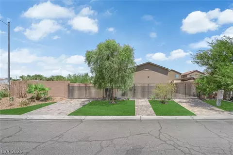 5240 Los Pinos St, Las Vegas, NV 89122