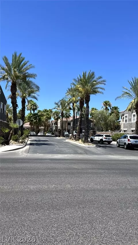 10245 S Maryland Pkwy #133, Las Vegas, NV 89183