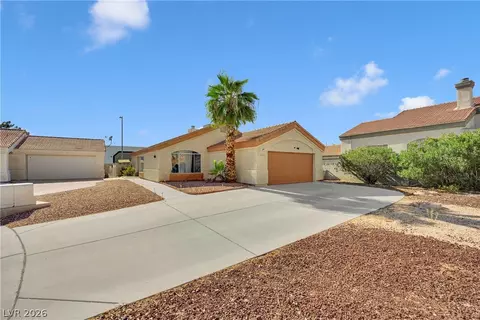 2913 Du Barry Manor Ln, Las Vegas, NV 89108