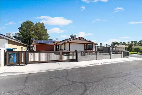 5876 Tippin Dr, Las Vegas, NV 89130