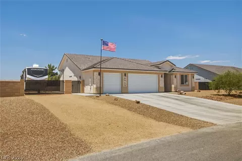 6950 Sandpebble St, Pahrump, NV 89061