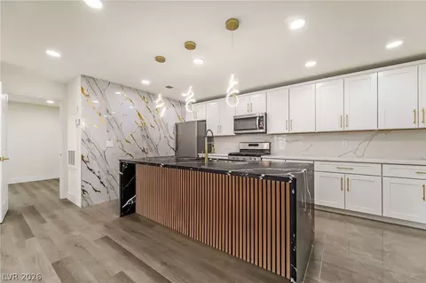 2200 S Fort Apache Rd #2073, Las Vegas, NV 89117