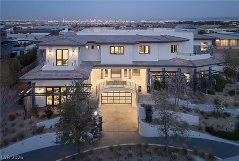 6 Bright Hollow Ct, Las Vegas, NV 89135