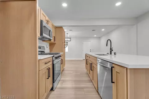 472 National St, Henderson, NV 89015
