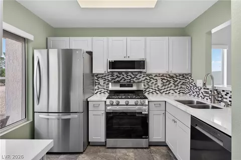 8601 Prairie Hill Dr, Las Vegas, NV 89134
